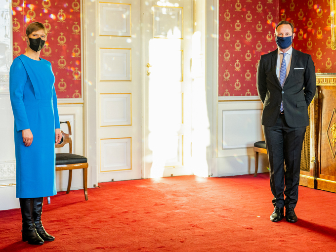 Kronprins Haakon tar imot Estlands president Kersti Kaljulaid i audiens på Slottet. Foto: Håkon Mosvold Larsen / NTB